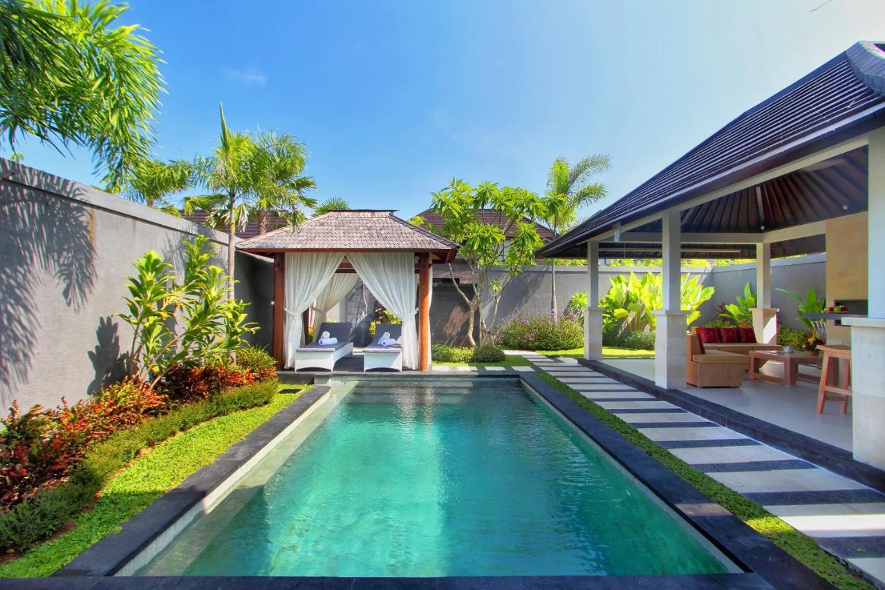 Agata Villas Seminyak Exterior foto