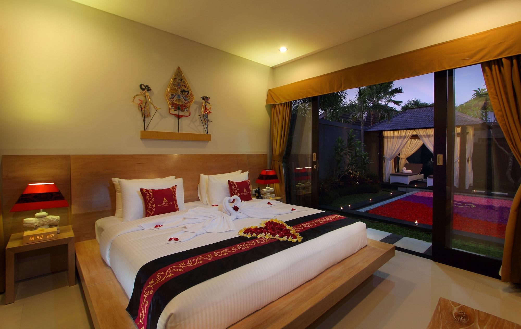 Agata Villas Seminyak Exterior foto